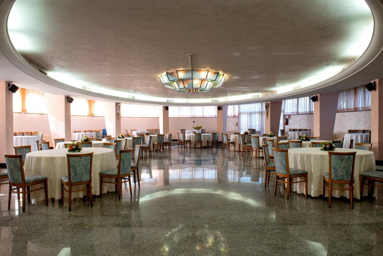 Hotel Le Tegnue Sottomarina Esterno foto