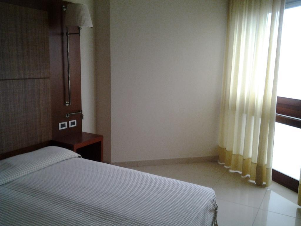 Hotel Le Tegnue Sottomarina Esterno foto