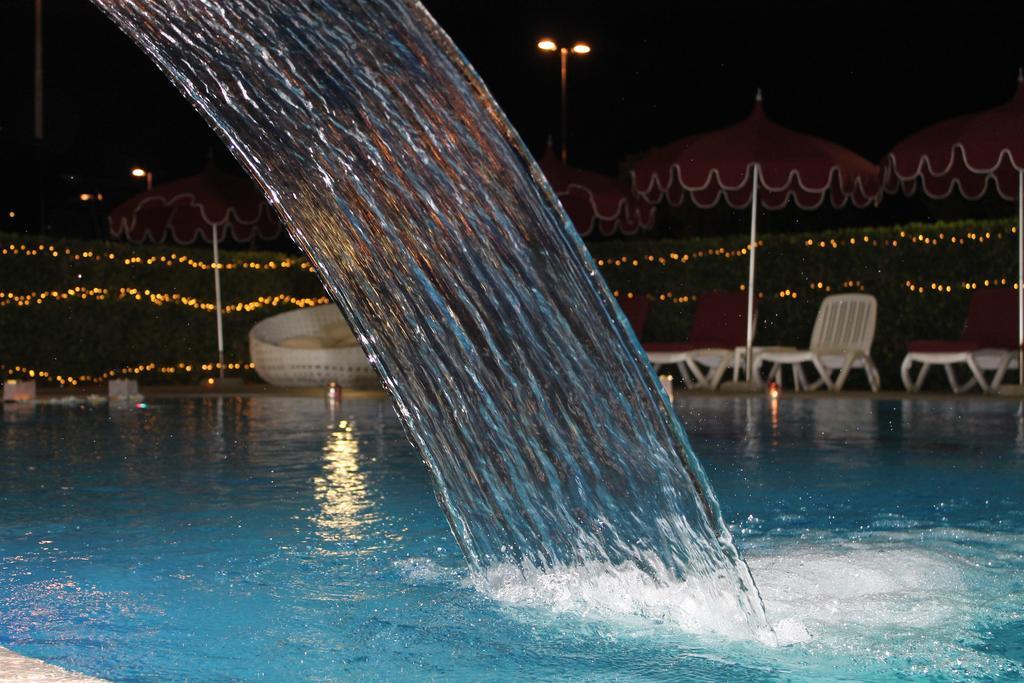 Hotel Le Tegnue Sottomarina Esterno foto
